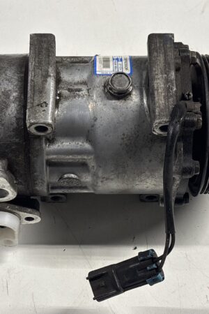 A/C Compressor INTERNATIONAL OEM 4034409C4