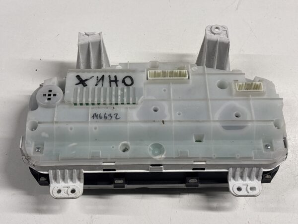 Speedometer Gauge Cluster HINO OEM 769167-0301. Broken Tab - Image 2
