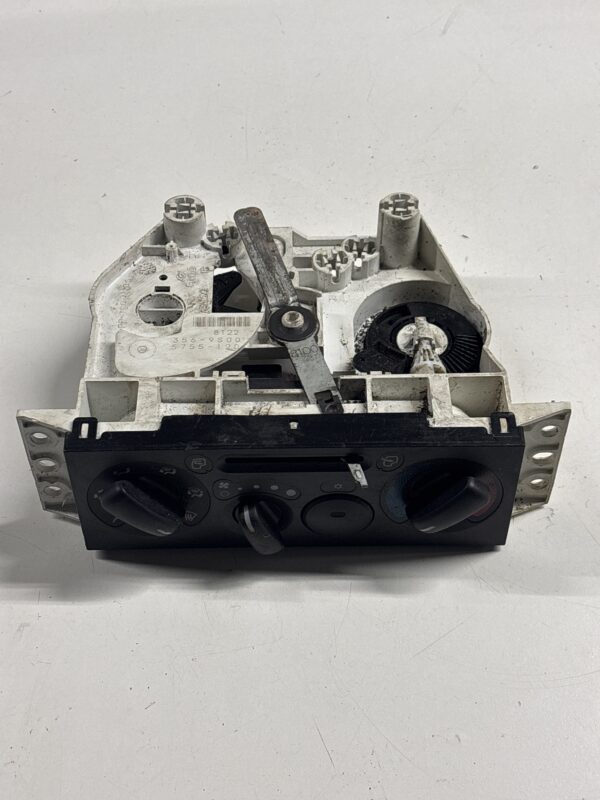 A/C Heater Control ISUZU NPR OEM