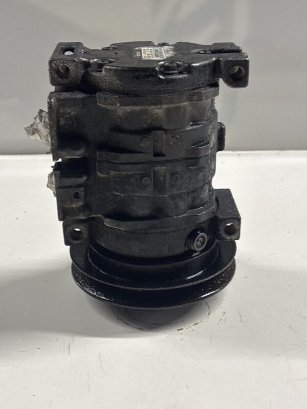 A/C Compressor ISUZU NPR OEM 447220-3385