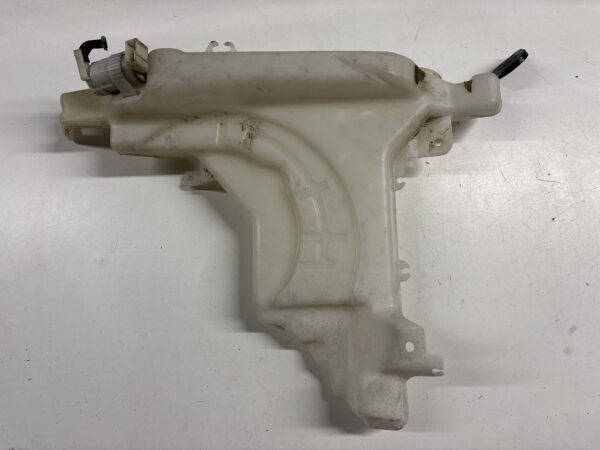 Washer Reservoir ISUZU NPR 2012-2020 OEM