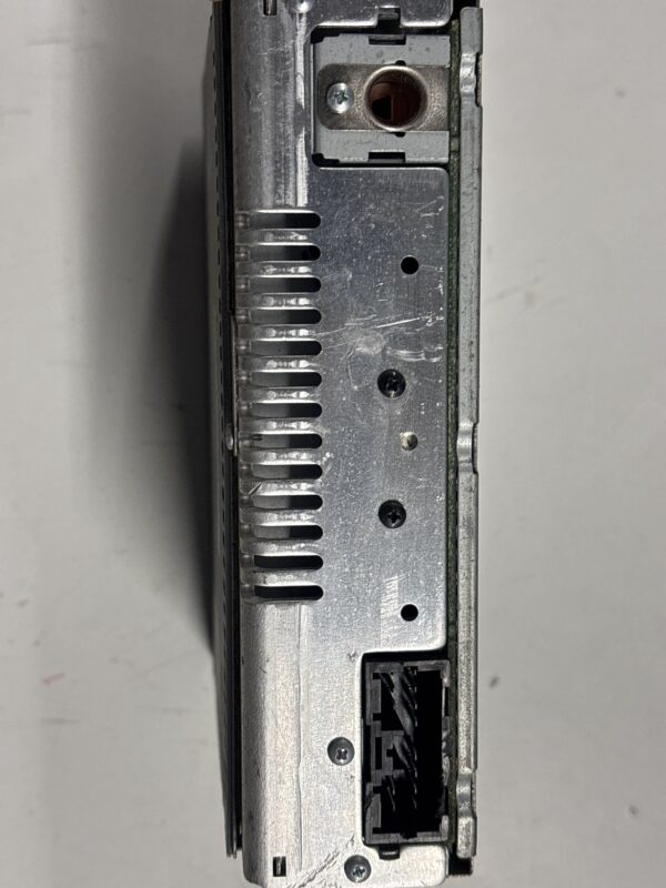 CD Radio Receiver ISUZU NPR 2011-2018 OEM 8981707080 - Image 4
