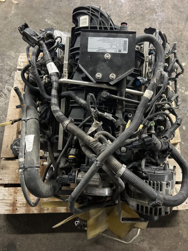 Engine Motor 6.0L ISUZU NPR HD 2017 OEM 812553399 12642269 - Image 2