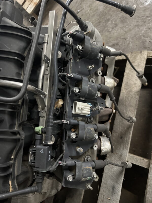 Engine Motor 6.0L ISUZU NPR HD 2018 OEM 812553399 12642269 - Image 4