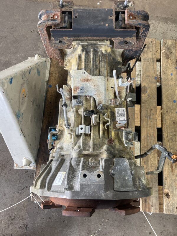 AISIN Transmission HINO 2017 OEM 35010-37L11-00 - Image 2