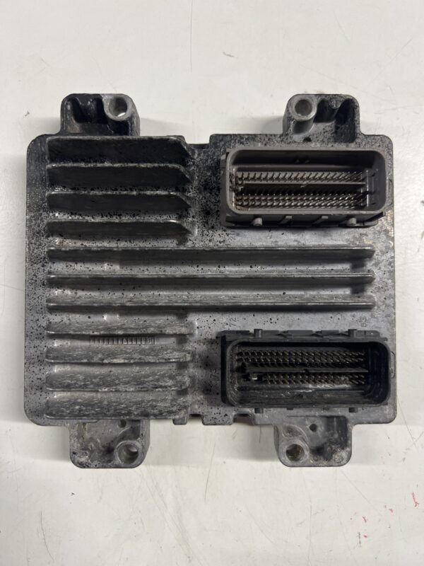 Engine Control Module ISUZU NPR Gas 2012-2020 OEM 8126587770 12658777