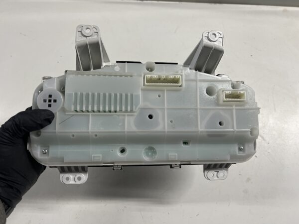 Speedometer Gauge Cluster HINO OEM 83800-37Q20-F - Image 2