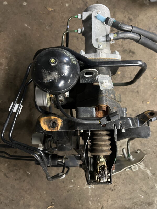 Brake Booster w/ Master Cylinder & Pedal Assy ISUZU NPR Gas 6.6L 2022 OEM