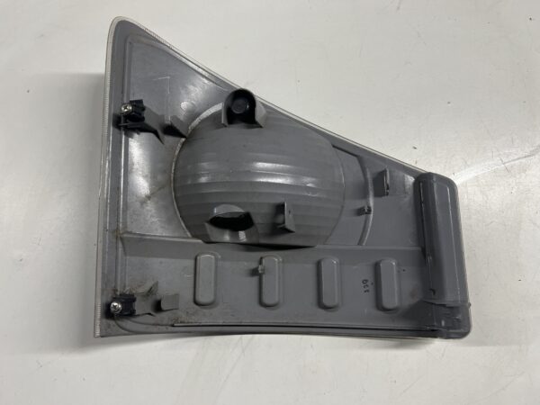 Front Left Corner Parking Light Lamp Isuzu NPR OEM 210-21873. Scratches On Lens - Image 3