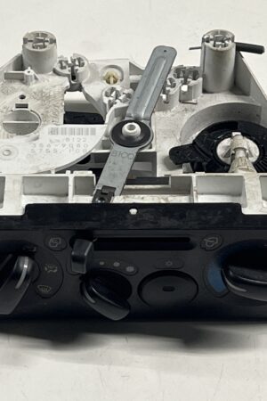 A/C Heater Control Isuzu NPR OEM
