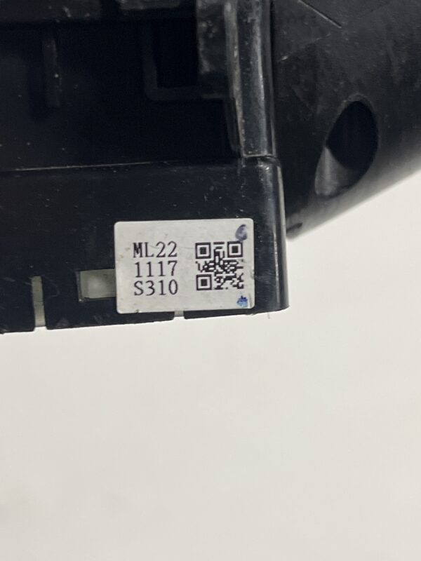 Steering Column Mist Up Switch FREIGHTLINER M2 2015 OEM ML221117S310 - Image 2