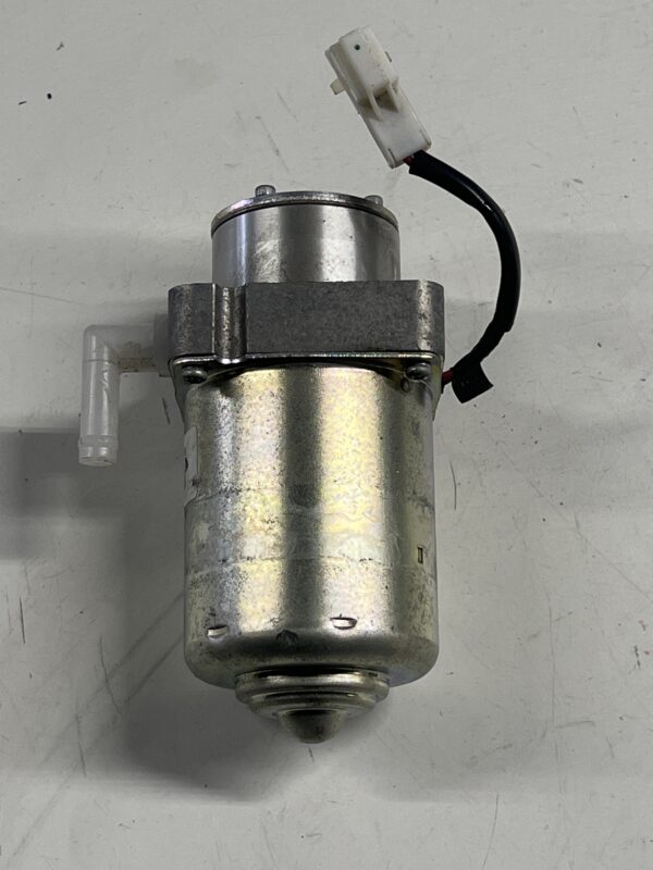 Vacuum Pump Isuzu NPR OEM 416-000-10010 - Image 2