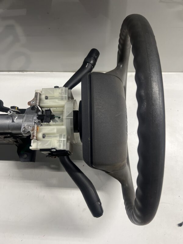 Steering Column Isuzu NPR 2018 OEM - Image 2
