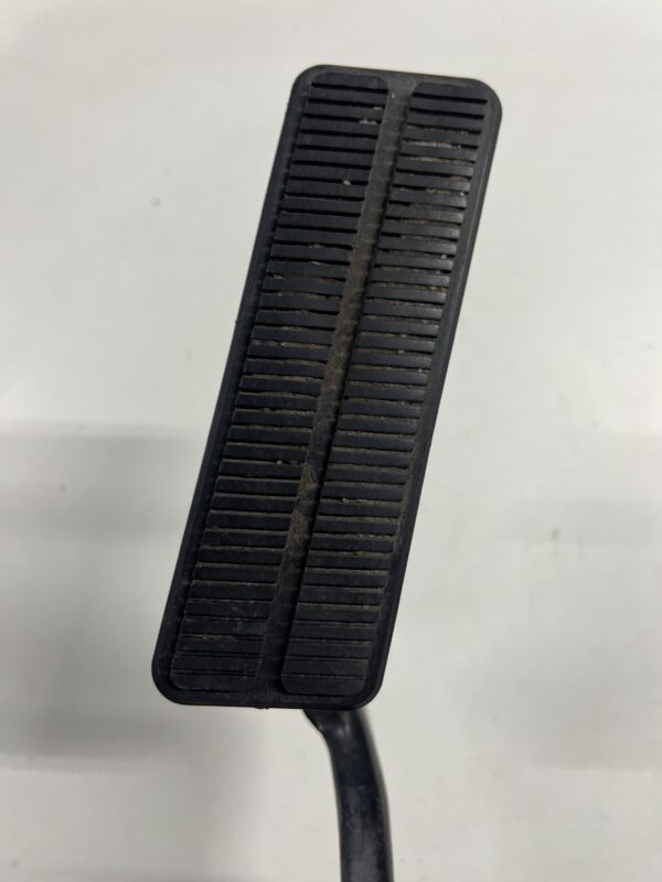 Gas Accelerator Pedal ISUZU NPR Gas 2012-2020 OEM 8980601540 - Image 4