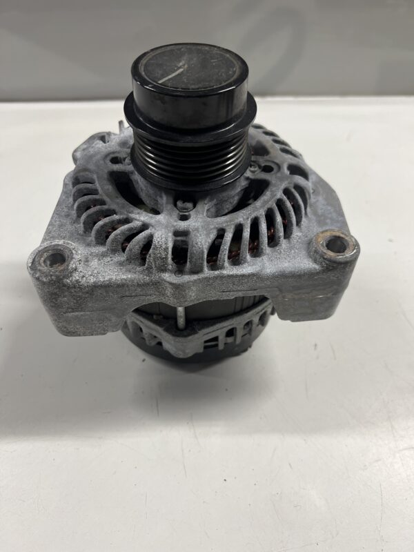Alternator Generator Isuzu NPR 2022 OEM 85563635