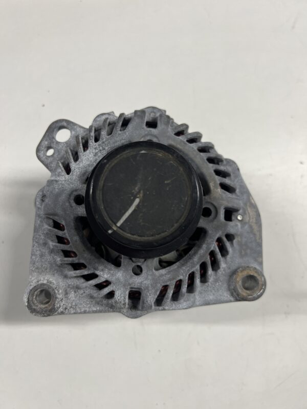 Alternator Generator Isuzu NPR 2022 OEM 85563635 - Image 2