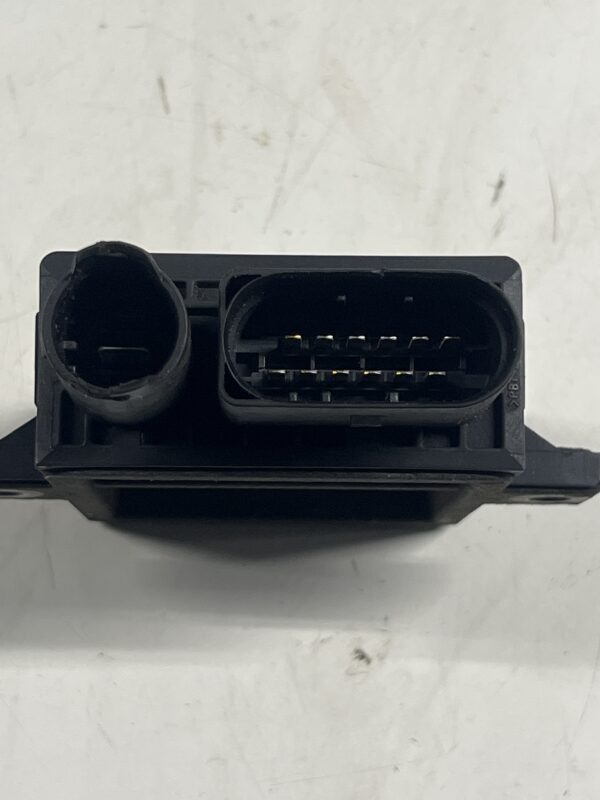 Glow Plug Controller Isuzu NPR Diesel 3.0L 2015 OEM 8981369920 - Image 3