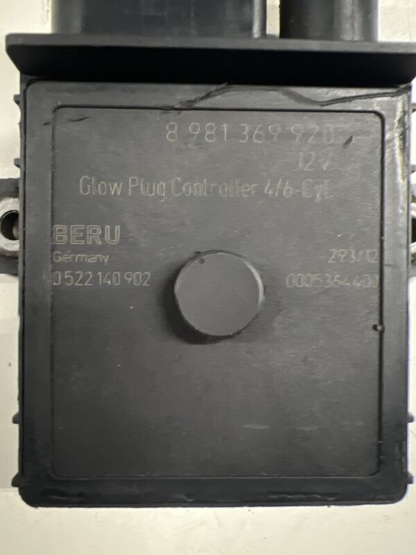 Glow Plug Controller Isuzu NPR Diesel 3.0L 2015 OEM 8981369920 - Image 4