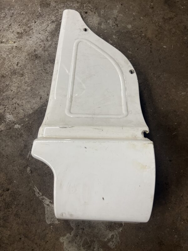 Left Cab Wheel Well Cover FREIGHTLINER M2 106 OEM 18-64132-000