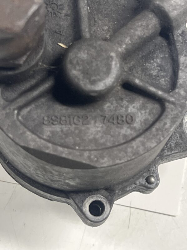 Engine Gear Pump 2014 ISUZU NPR Diesel 4JJ1 3.0L 2011-2018 OEM 8981627480 - Image 3