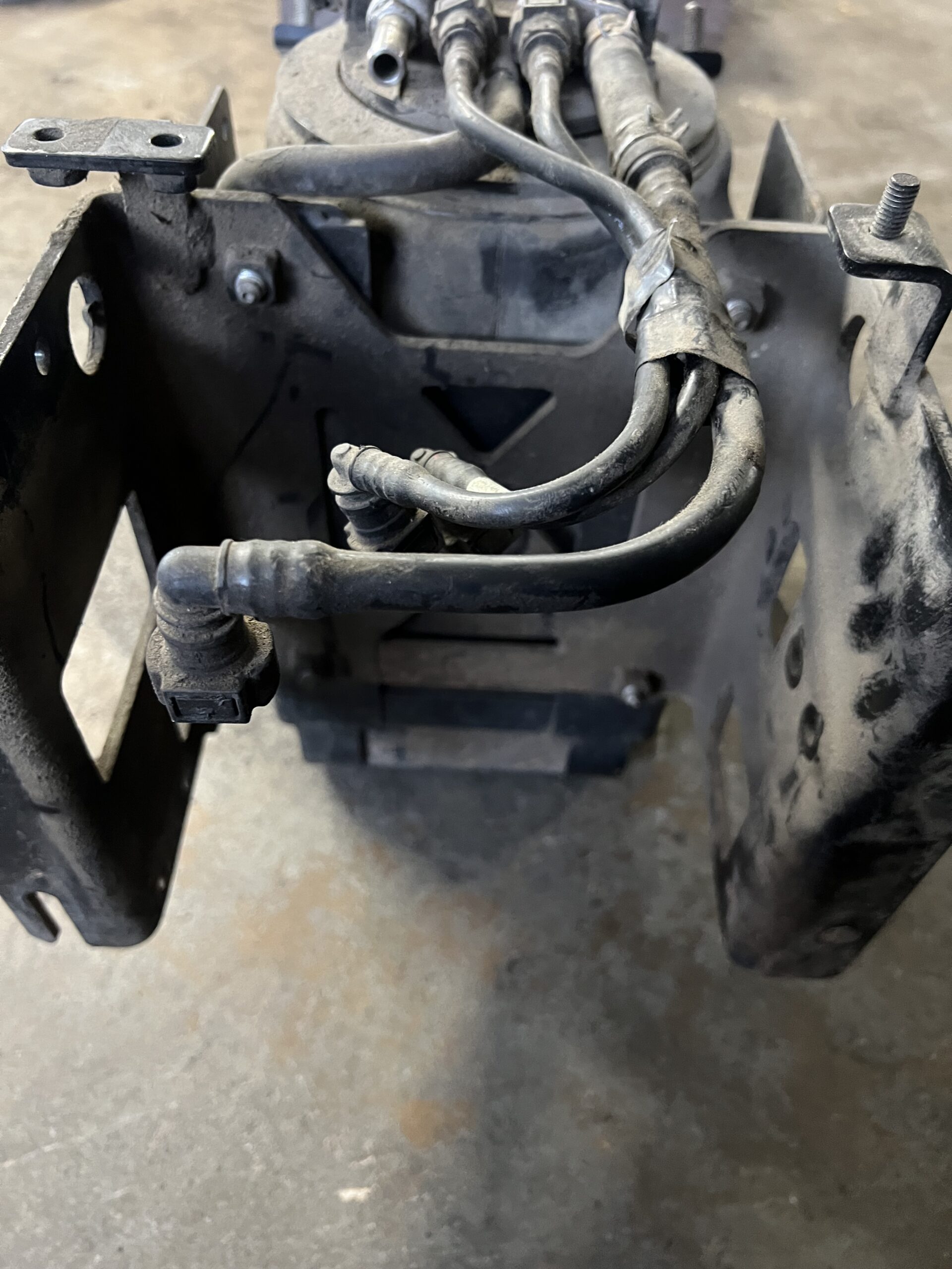 DEF Tank w/ Level Sensor Isuzu NPR Diesel 2011-2020 OEM 8981685623 - Image 6