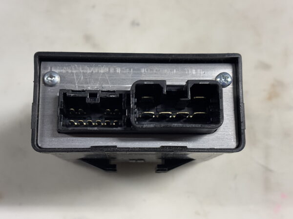 Light Control Module ISUZU NPR Gas V8 2012-2020 OEM 8980322160 - Image 2