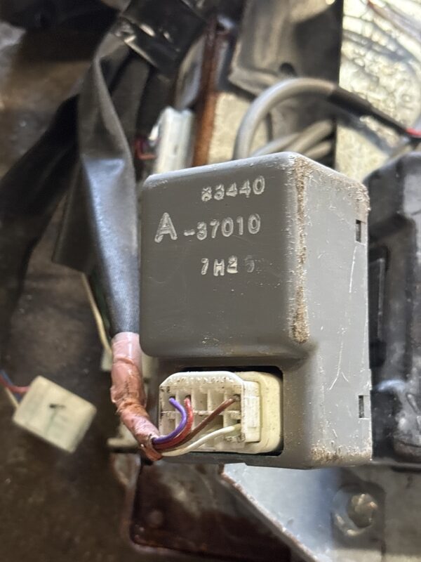 Transmission Wiring Harness w/ Control Module HINO OEM 89880-37443 - Image 3