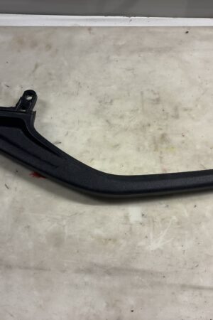 Front Right Door Upper Pull Handle Toyota DYNA OEM 74630-37030