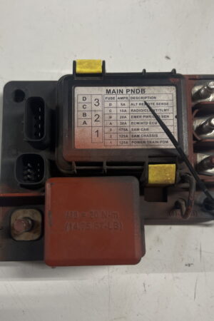 Main Fuse Relay Junction Box FREIGHTLINER M2 OEM