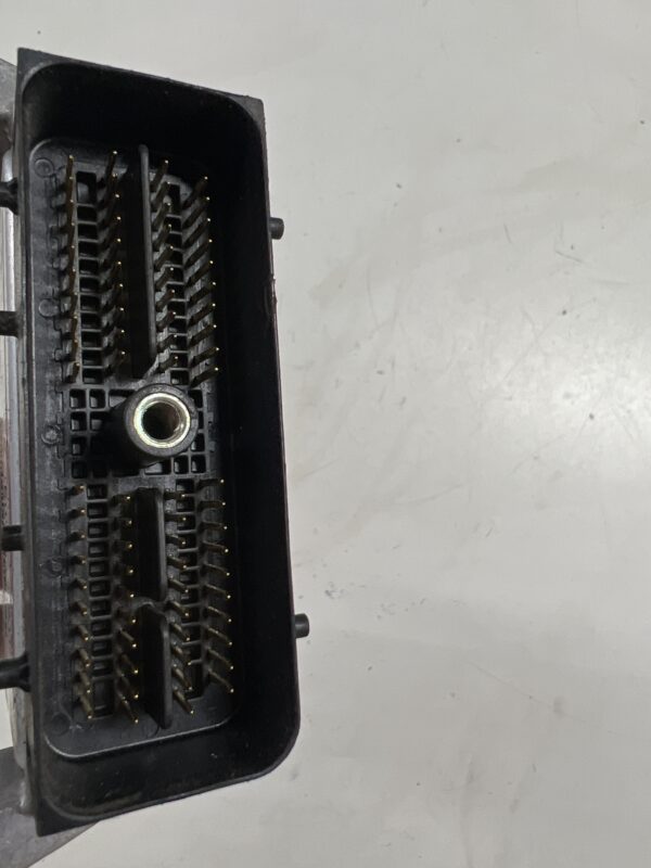 Allison Transmission Control Module A61 FREIGHTLINER M2 2019 OEM 29556882 - Image 4
