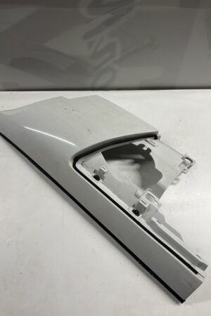 Front Right Cab Fender ISUZU NPR Gas 2012-2020 OEM. Scratches