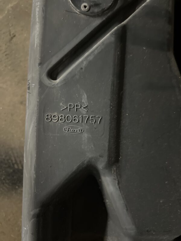 Air Cleaner Air Intake Snorkel ISUZU NPR Gas V8 L96 Double Cab 2012-2020 OEM 898061757 - Image 3