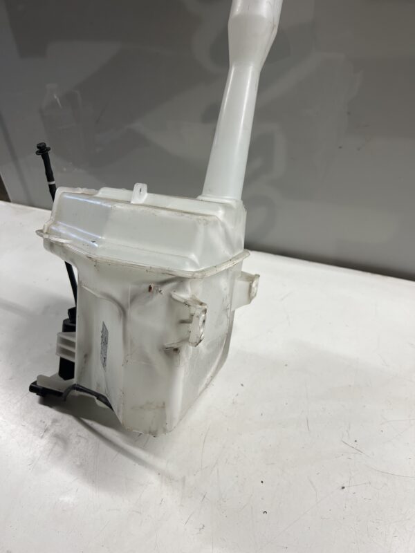 Washer Reservoir Hyundai Sonata 2016-2019 OEM 98510-C1000 - Image 2