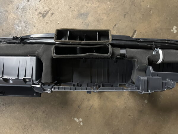 Dashboard Instrument Panel ISUZU NPR 2012-2020 OEM - Image 6