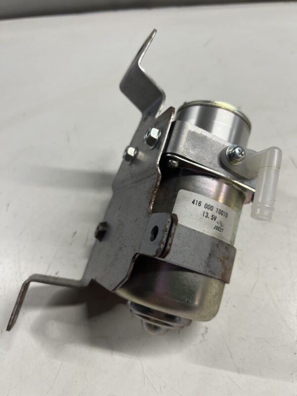 Vacuum Pump ISUZU NPR OEM 416-000-10010 - Image 2