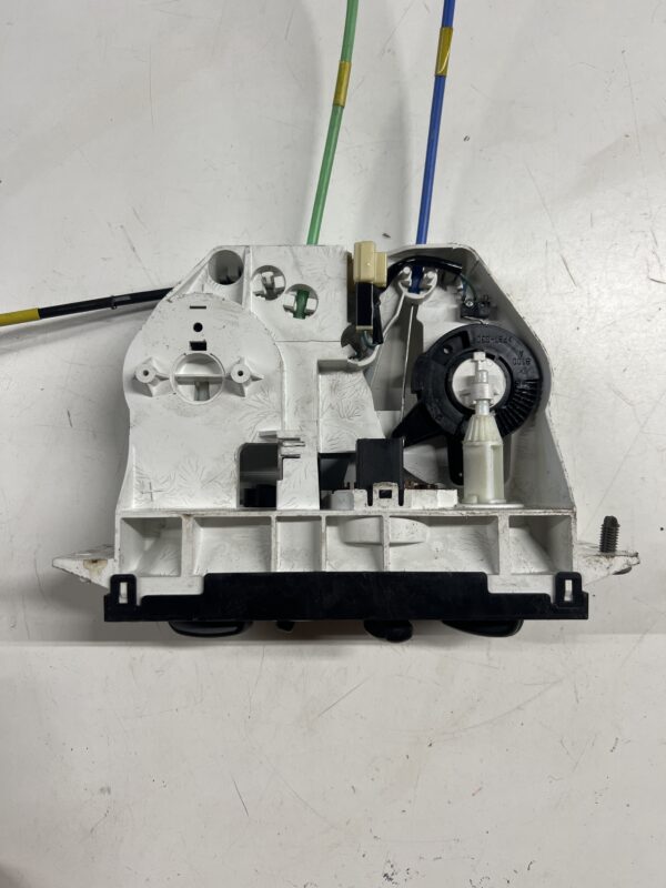 A/C Heater Control ISUZU NPR OEM - Image 2