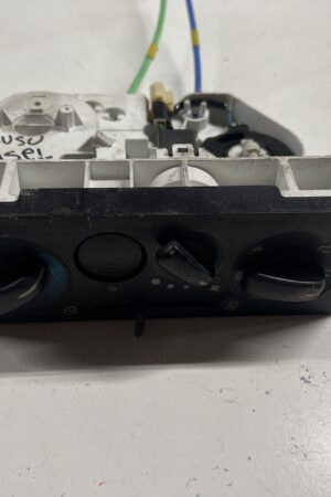 A/C Heater Control ISUZU NPR Diesel OEM