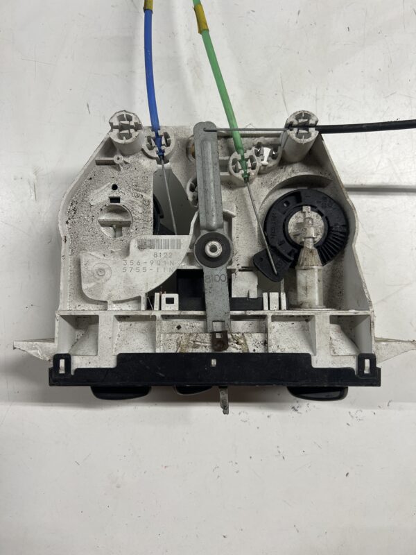 A/C Heater Control ISUZU NPR Diesel OEM - Image 3