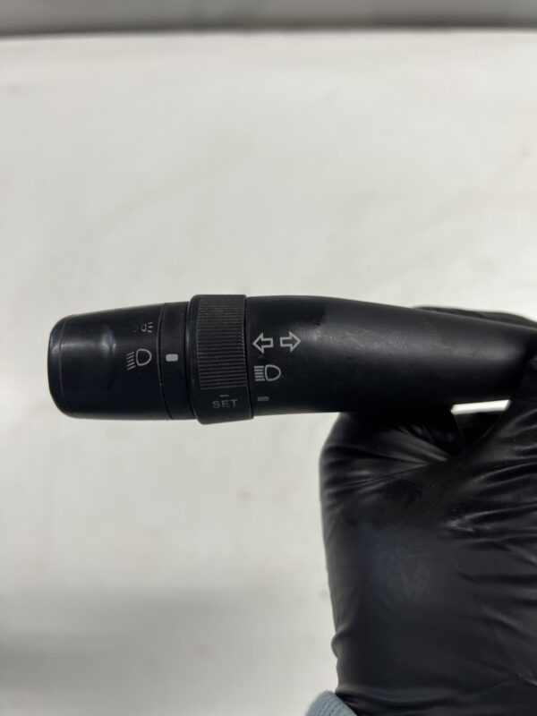 Steering Column Turn Signal Switch ISUZU NPR 2007-2020 OEM 3811502870 - Image 2