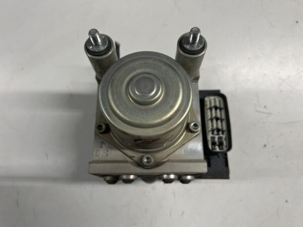 ABS Anti-Lock Brake Pump ISUZU NPR Gas 6.0L 2015-2016 OEM 898155373 TK-ISZ8-12C - Image 3