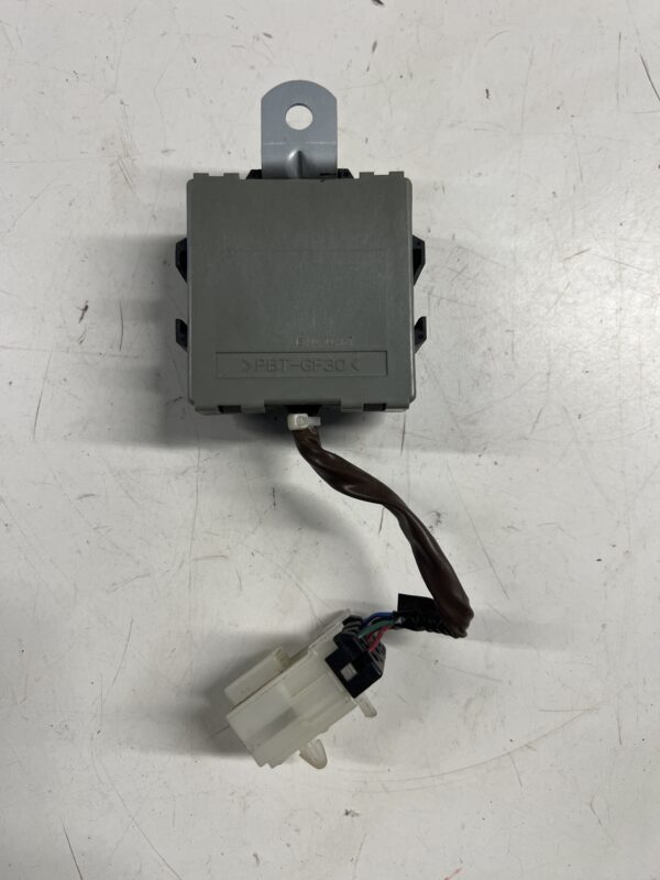 Relay Module FUSO FE OEM - Image 2