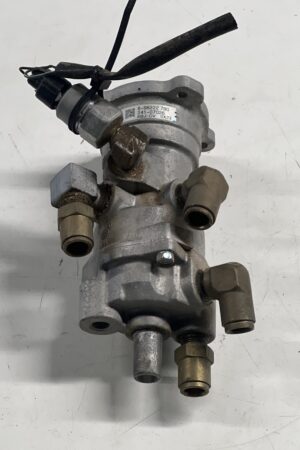 Air Brake Valve ISUZU FTR Diesel 4HK1-TCS RJS Standard Cab 2017-2024 OEM 8982227900