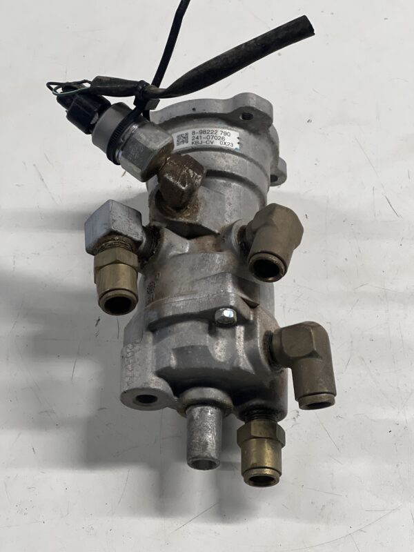 Air Brake Valve ISUZU FTR Diesel 4HK1-TCS RJS Standard Cab 2017-2024 OEM 8982227900