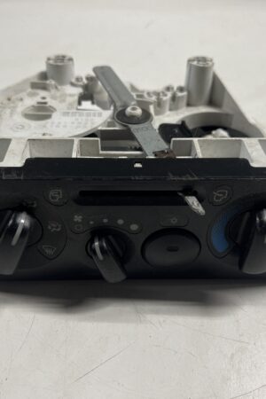 A/C Heater Control ISUZU NPR OEM