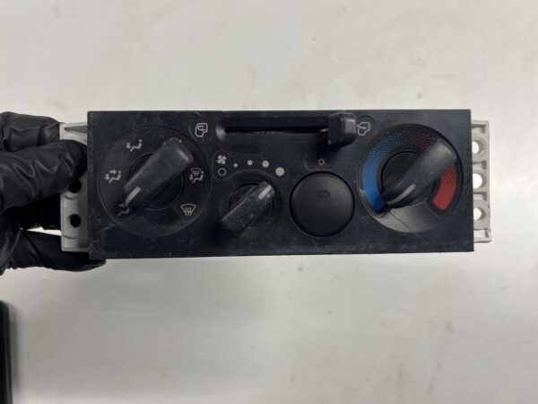A/C Heater Control ISUZU NPR OEM