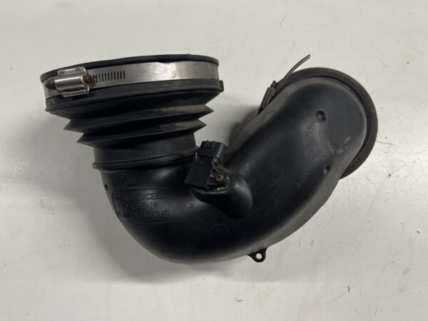 Air Cleaner Air Intake Duct FREIGHTLINER M2 OEM 03-38645-000 - Image 2