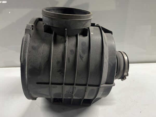 Air Cleaner ISUZU NPR Gas 2012-2020 OEM 898050415 - Image 4