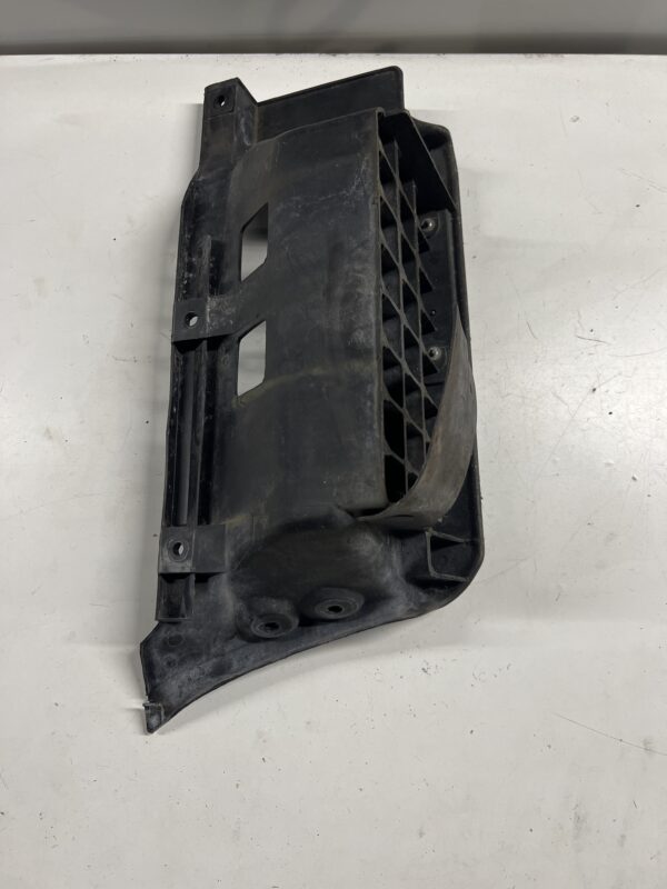 Left Cab Step Pad ISUZU NPR Gas 2012-2020 OEM - Image 3