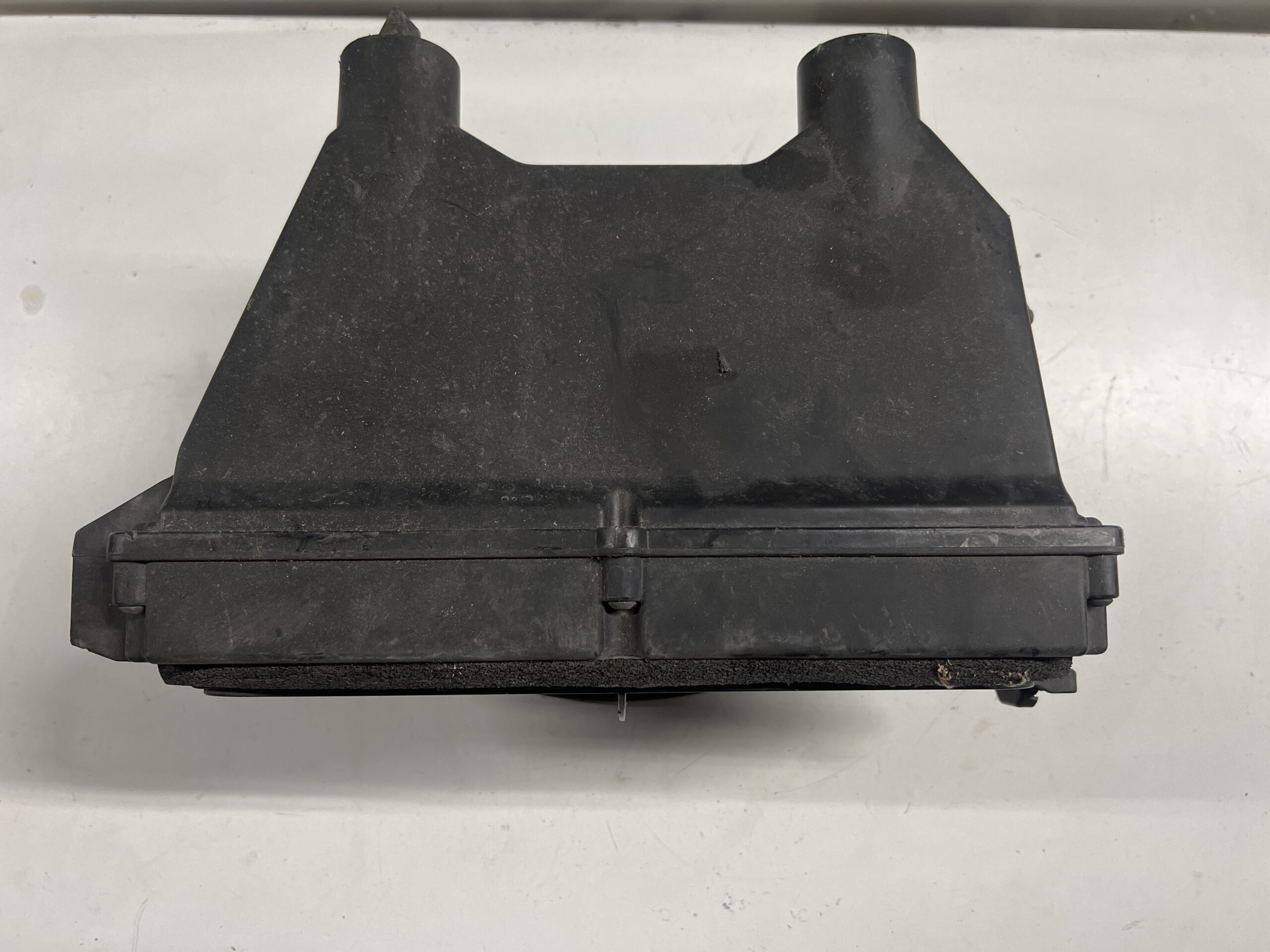 HVAC Heater Air Intake Duct INTERNATIONAL 4300 2015 OEM 3827445C94 - Image 2