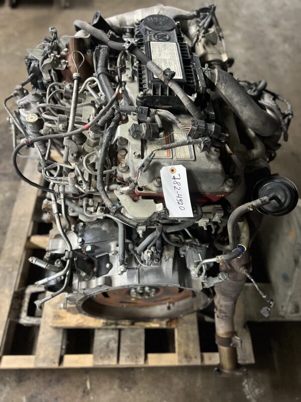 Engine Motor J05E-TP HINO 195 Diesel 5.1L 2016 OEM - Image 2